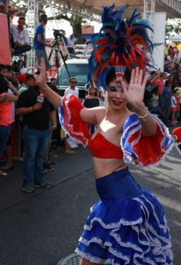 Honduras: Alegría y colorido en el Carnaval de La Ceiba