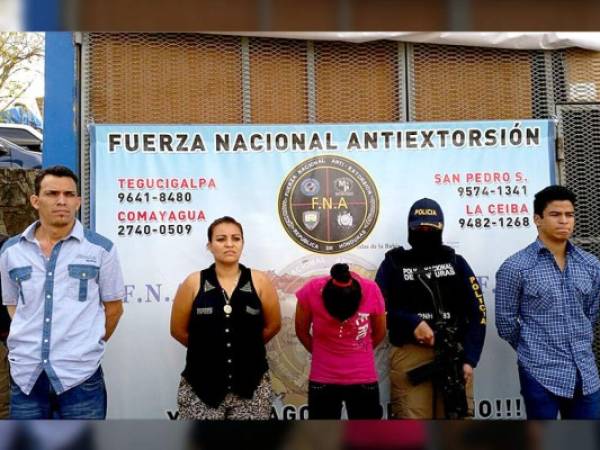 Los cuatro detenidos serán remitidos a la fiscalía, informó la Fuerza Nacional Antiextorsión.