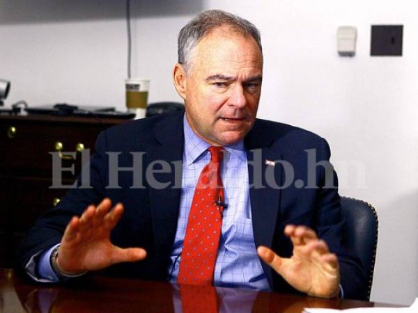 El senador Tim Kaine concedió una entrevista a EL HERALDO en Washington. (Fotos: Johnny Magallanes/Enviado especial)