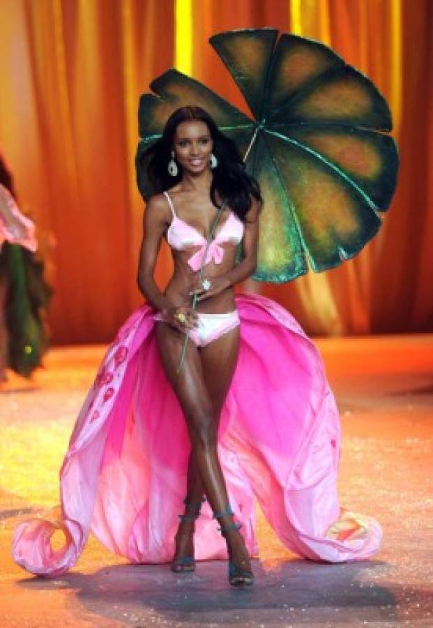 El desfile Victoria's Secret se hará por primera vez en París