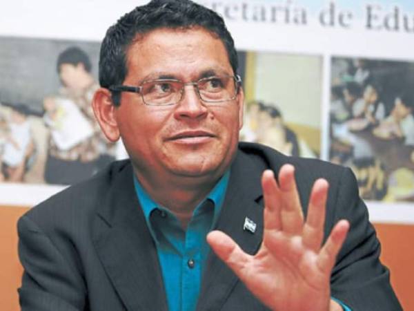 Marlon Escoto, titular de la Secretaría de Educación.