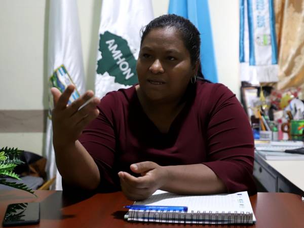 Xiomara Ulloa, alcaldesa de Ojos de Agua, Comayagua conversó con EL HERALDO