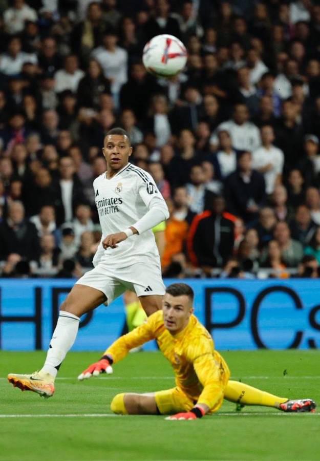 No se vio en TV: Cara de Mbappé tras goleada y celebración de Yamal a lo Cristiano Ronaldo