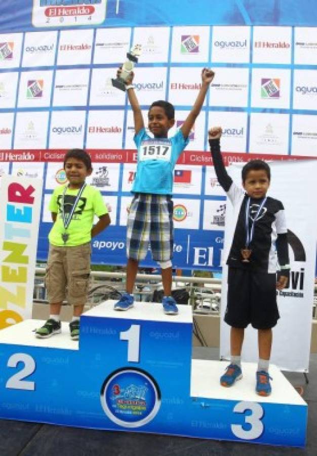 ¡Vivan los ganadores¡ de la Vuelta Ciclística Infantil