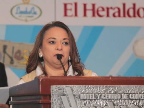 Arely Argueta, de Decoas, se comprometió a llevar a más escuelas la educación ambiental.