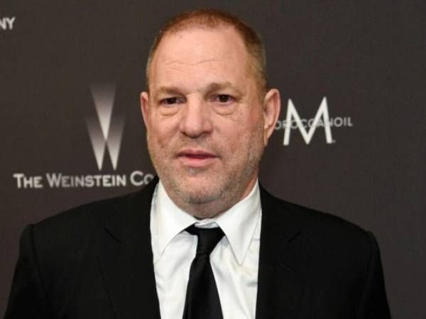 Harvey Weinstein llega a la fiesta por los Globos de Oro de The Weinstein Company y Netflix en Beverly Hills, California. Foto AP.