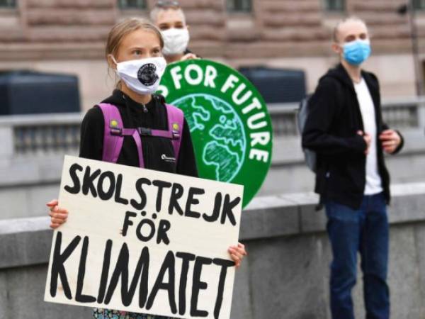 Thunberg, de ahora 17 años, pidió al mundo que no olvide la crisis climática y dijo que la campaña ambiental continúa. Foto AP.