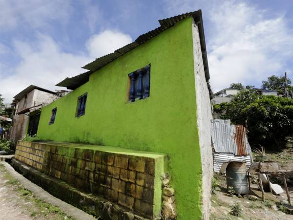 La Unidad Investigativa de EL HERALDO Plus llegó a la casa que habían de alquilar los esposos Coleman en la colonia Mirador de Oriente, antes de ser raptados y asesinados junto a tres jóvenes más