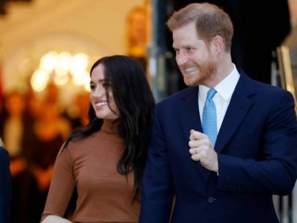 Meghan y Harry durante una aparición en Londres, Inglaterra.