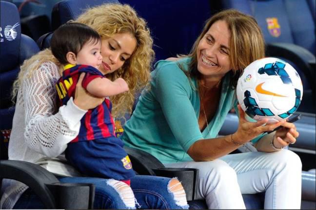 Distanciamiento y burlas de aficionados: las consecuencias que padece la mamá de Piqué, tras la separación de su hijo con Shakira