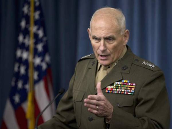 John Kelly, secretario del Departamento de Seguridad de los Estados Unidos y tiene voz y voto para renovar o no el TPS para Honduras, El Salvador y Nicaragua.