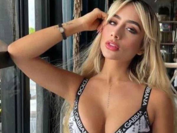 La joven Vielka Pulido, de 21 años, conocida por sus fanáticos como “Lady Humilladora” fue asesinada junto a su novio afuera de un gimnasio en México y su muerte ha causado conmoción entre sus seguidores, causando reacciones también entre sus retractores.