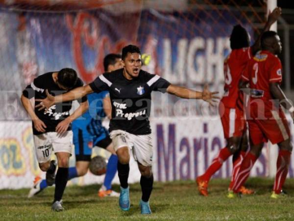 El Honduras de El Progreso logró este viernes sus primeros tres puntos del torneo clausura de la Liga Nacional.