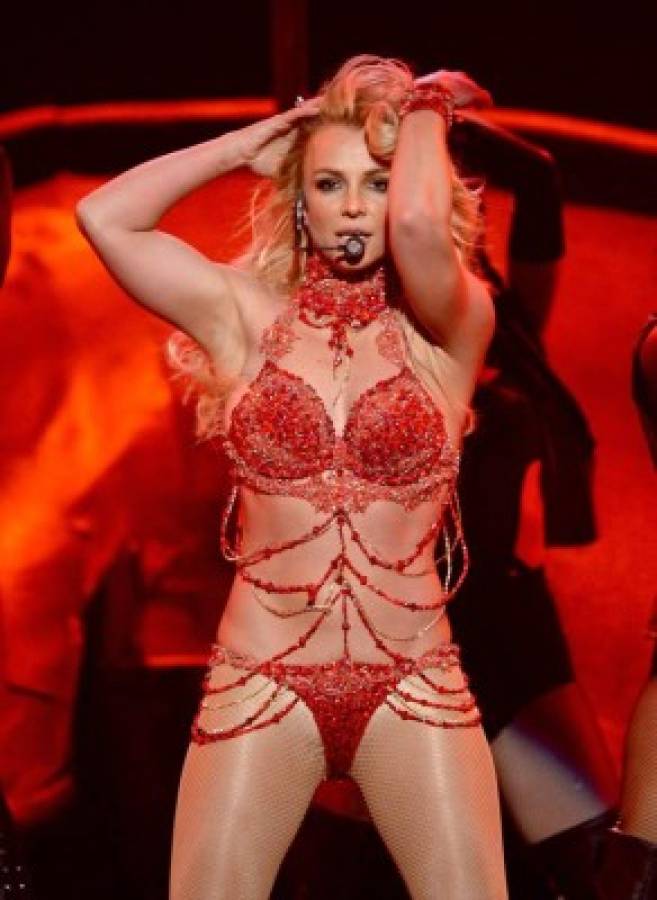 VIDEO: Así fue la sensual presentación de Britney Spears﻿ en los Billboard