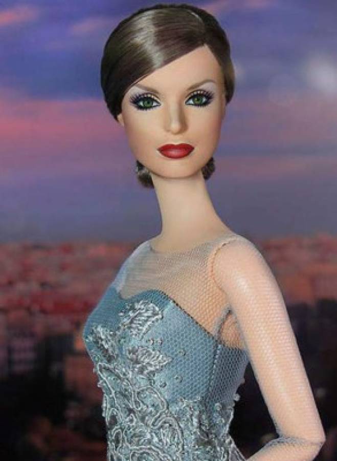 Convierten a la reina Letizia en una muñeca