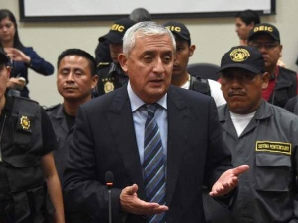 El expresidente Otto Pérez Molina fue capturado por la policía guatemalteca y enviado a la cárcel.