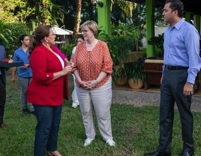 Así estuvo la reunión entre Xiomara Castro y Laura Dogu ¿De qué hablaron?