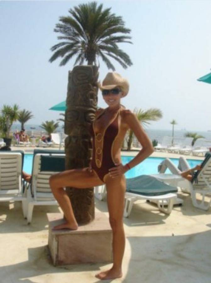 ¡Laura Bozzo en bikini!