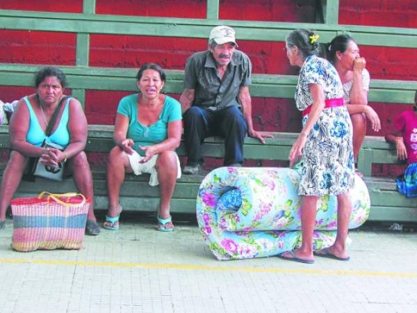 Los albergados retornaron a las casas de familiares.