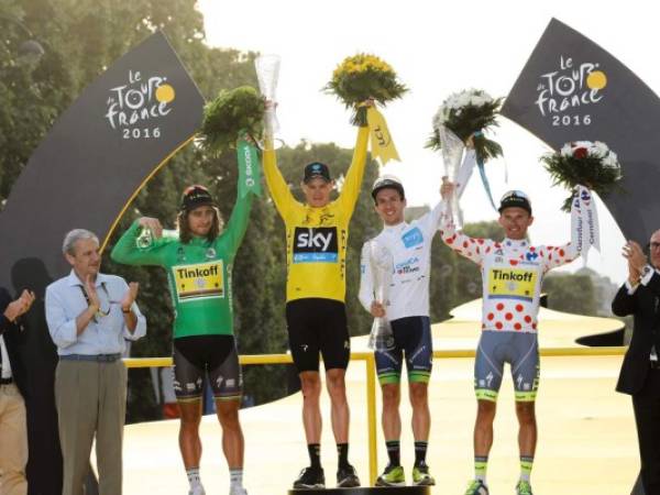 Chris Froome más conocido como Sky se convirtió en el octavo corredor de la historia de la 'Grande Boucle' en haber ganado tres veces la prueba ciclista más prestigiosa del mundo.