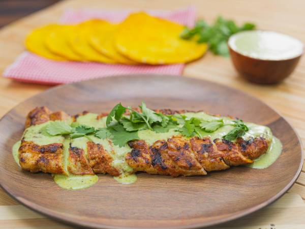 Platillos catrachos con todo el sabor y calor de la parrilla