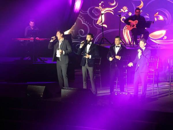 La espera ha sido gratificante: Con más aplausos que susurros, Il Divo ha arrastrado los ecos de la música clásica a los matices del pop contemporáneo en su debut en Honduras. Así estuvo la mágica noche en Tegucigalpa con los sonidos de Il Divo.