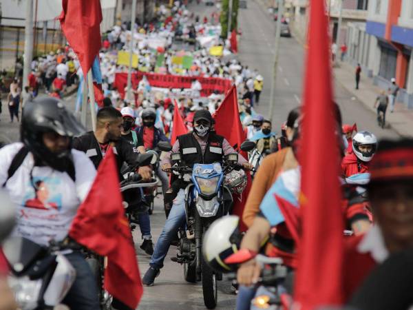 Las motorizadas de Libre son un grupo especializado, del partido, en momentos de tensión. Participaron en el desalojo de la Sesal y el CN.