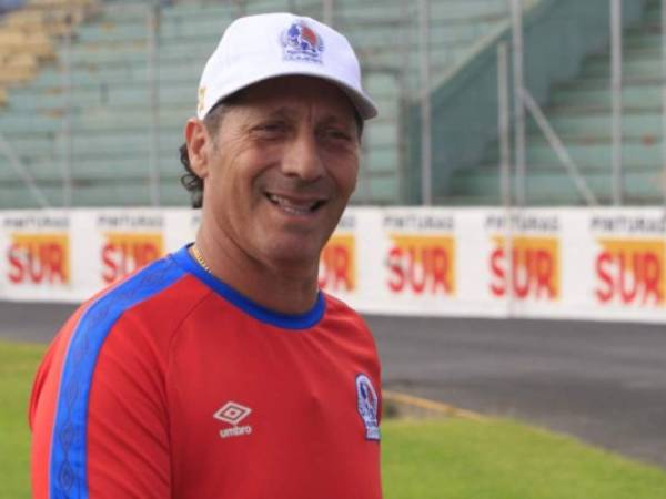 Pedro Troglio, entrenador del Olimpia. Foto archivo EL HERALDO