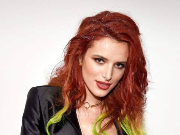 Bella Thorne. Con 20 años de edad, la exactriz de Shake It Up confesó que le gustan las mujeres y mostrarse desnuda.