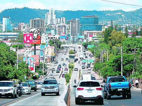 El bulevar Centroamérica, Fuerzas Armadas y anillo periférico son las primeras zonas donde se instalarán los contadores