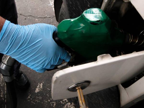 El precio en bomba de la gasolina superior reporta un aumento de 7.82 lempiras el galón en dos semanas.