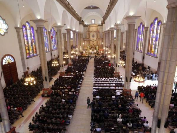 El padre Carlo Magno Núñez asegura que recibió el pastoreo de Suyapa con mucho temor y temblor pero ha puesto su ministerio en manos del Señor.