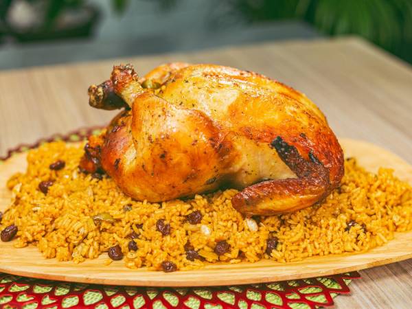 Delicias navideñas: pollo al romero relleno y más recetas para compartir