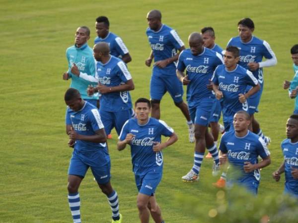 La Bicolor comenzó su fuerte trabajo para dar la sorpresa en el Mundial y callar bocas. (Delmer Martínez)