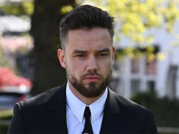 Funeral de Liam Payne es este domingo en su pueblo natal Wolverhampton, Reino Unido. La familia ha pedido privacidad. Solo estarán sus padres, hermanas, su hijo Bear y la madre de este, entre otros.