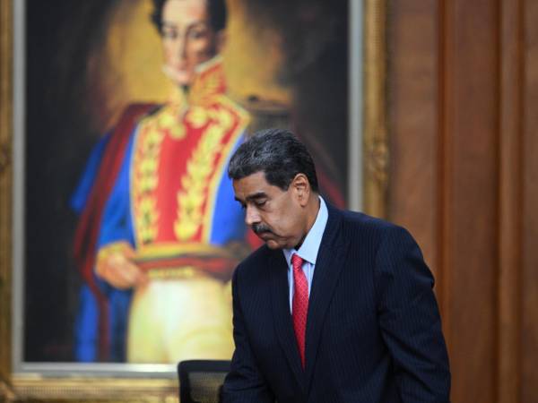 Para el analista internacional, el que a nivel internacional acepten o rechacen la legitimidad de Nicolás Maduro tras las elecciones no tiene ningún efecto.