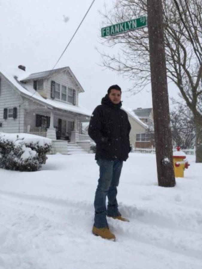 FOTOS: Así viven los hondureños la nevada en Estados Unidos