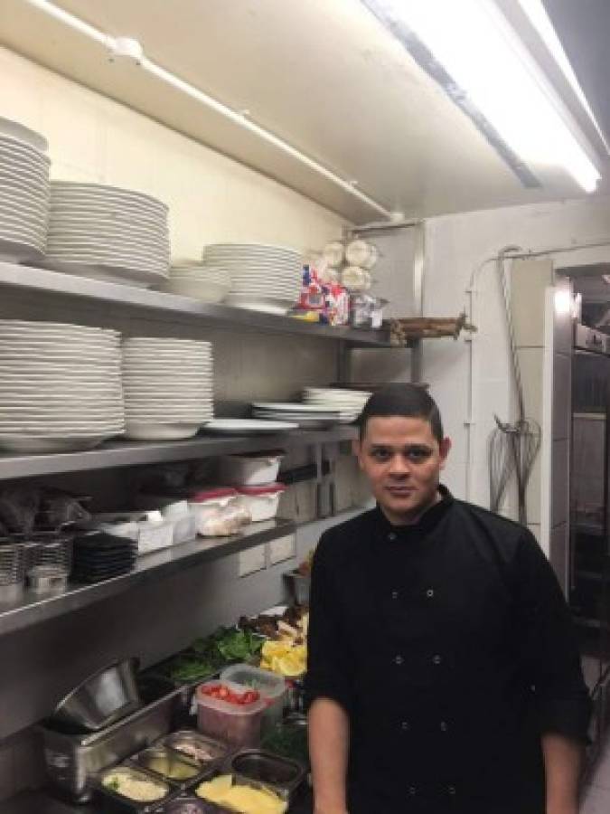 Chef catracho se destaca con sus platillos en Londres