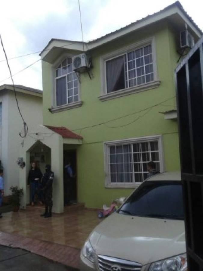 Aseguran vivienda de padre del exdirector del IHSS Mario Zelaya