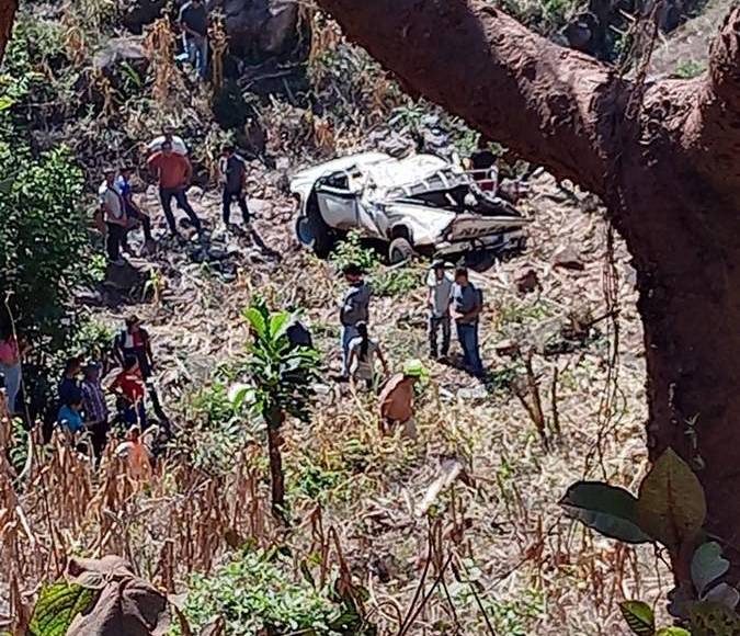 “Rodaron hasta el fondo”, las imágenes del fatal accidente en Arada, Santa Bárbara