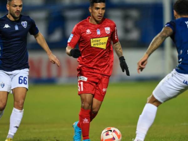 Michaell Chirinos ya ha disputado tres partidos partiendo como titular con el Volos FC.