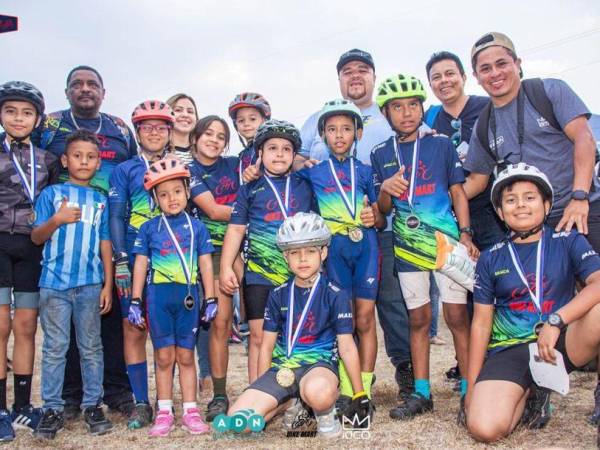 Varios de los integrantes de La Patrulla 0703 se han colgado medallas en competencias nacionales.