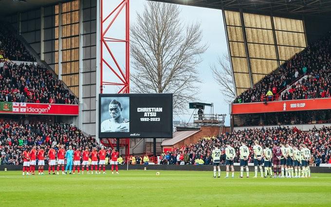 Minutos de silencio y homenaje, el mundo dice adiós a Christian Atsu hallado muerto tras sismo