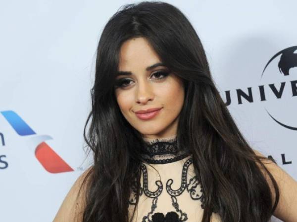 Camila Cabello se dio a conocer en 2012 como integrante del grupo femenino de pop, Fifth Harmony.