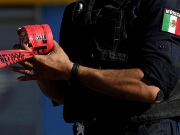 Ante fuerzas de seguridad estatales y federales, Yunes reconoció que en la última semana se ha recrudecido la violencia en el sur y en la capital del estado. Foto: RT.