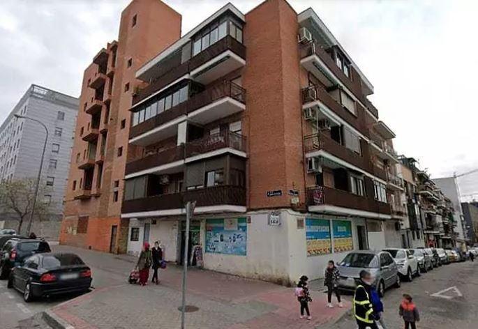 “Ya lo había denunciado”: lo que se sabe de hondureña apuñalada por expareja en Vallecas, España