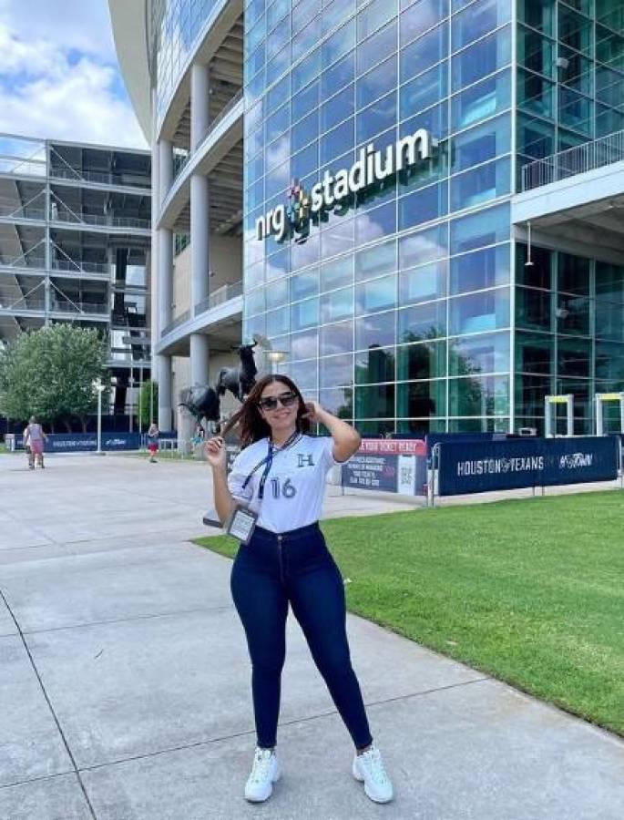 Cristel Osorio será una de las sensaciones en el Honduras vs México: Así es la bella periodista