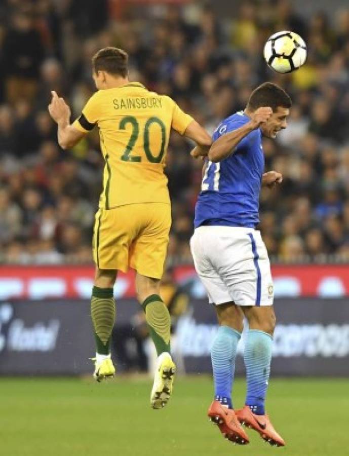 Brasil aplastó 4-0 a Australia en amistoso en el que abrió el marcador apenas a los 12 segundos