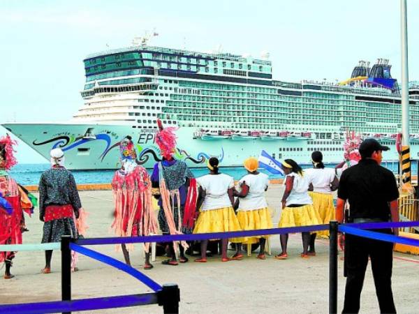 A partir del 15 de octubre inicia la temporada de cruceros para el país.