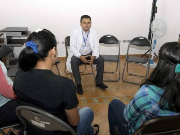 En el Centro Integral de Adicciones (CAI) del Instituto Hondureño para la prevención del Alcoholismo, Drogadicción y Farmacodependencia (Ihadfa) a diario se brinda ayuda a adolescentes y jóvenes que han probado alguna sustancia nociva.